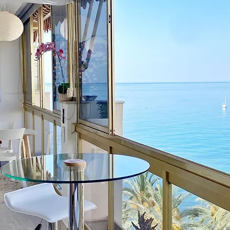 Apartmán Beachfront Bliss, On The Promenade - Eaw Homes *