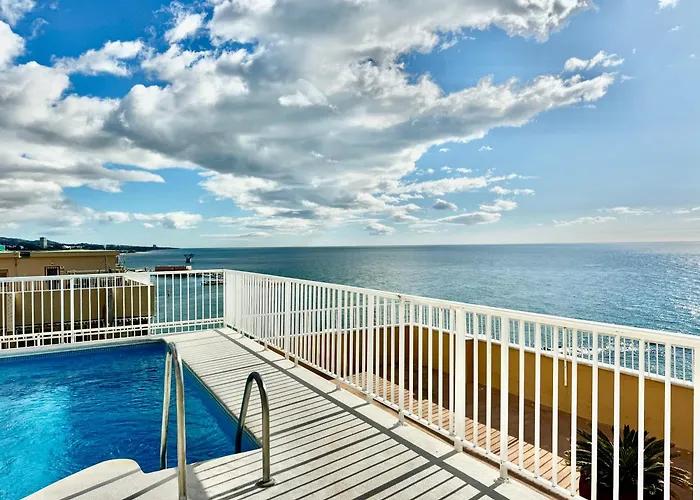Beachfront Bliss, On The Promenade - Eaw Homes Marbellac